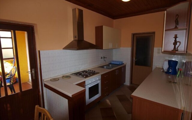 Apartment 731