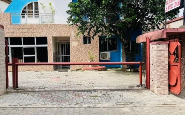 Abuja Bays Garden Hotel