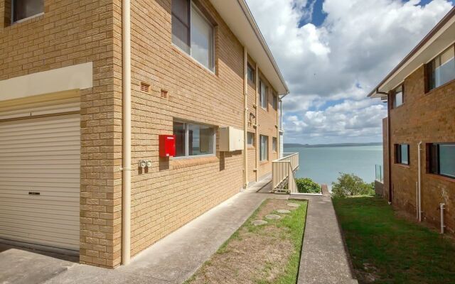 Quarterdeck, Unit 1/ 12 Magnus Street