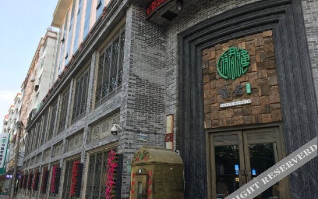 19 Backpack hostel