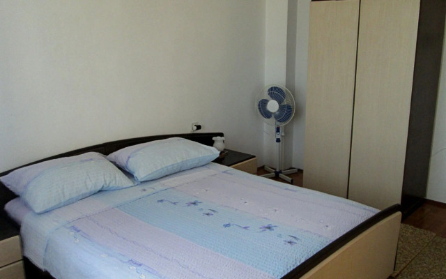 Igor - Sea View - A1(6+2)