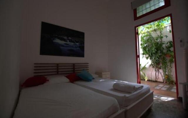 La Puerta Roja Guest House