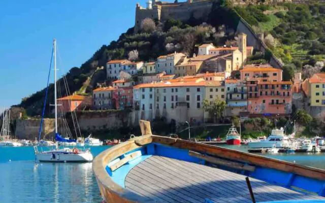 Nice apartment in Porto Ercole.-il Vicoletto