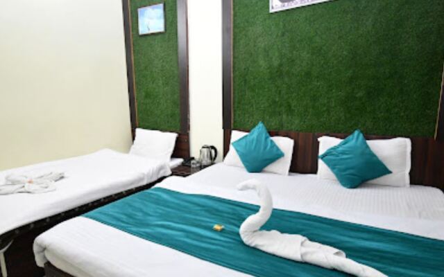Hotel Tapovan Inn by Riversun Hotels
