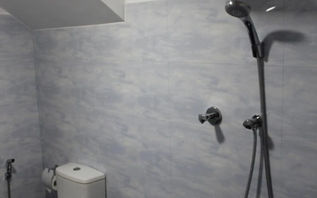 Riko surf House Hiri