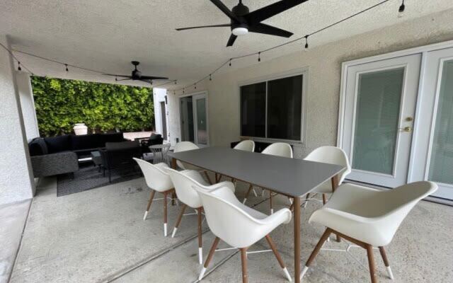 Palm Springs Paradise