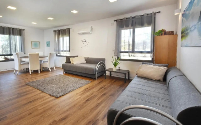 Suite Golan