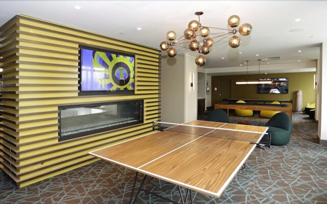 Skyview Luxury Suites - New York City