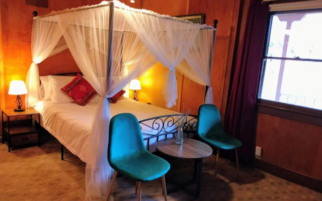 Quiet Mind Lodge Retreat & Spa  Sequoias