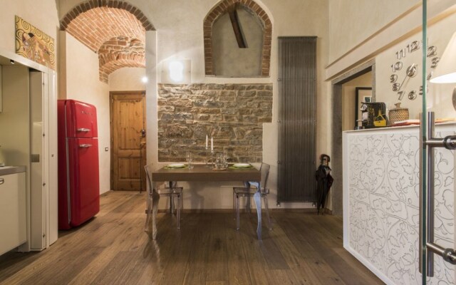 Pitti Apartment