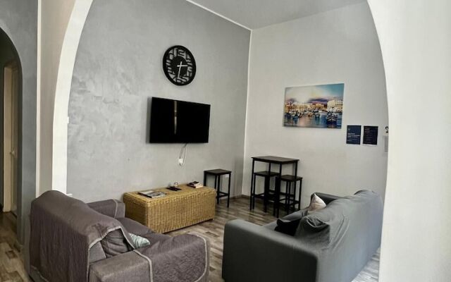 Bookarest Hostel Malta