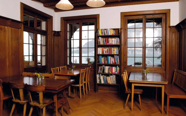 Youth Hostel Leissigen