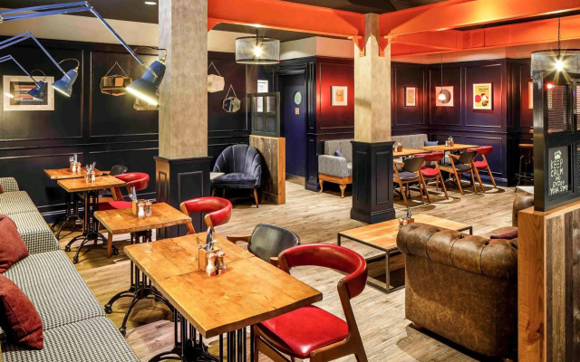 ibis Manchester Centre 96 Portland Street