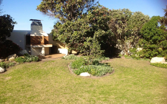 31 Tobago Bay Hermanus Seafront