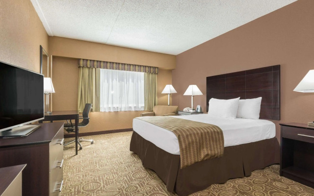 Ramada Hotel & Conference Center by Wyndham Paintsville