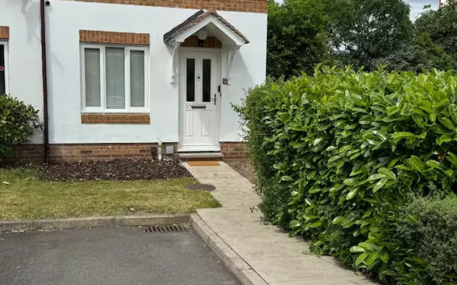 Twickenham Hideaway in London