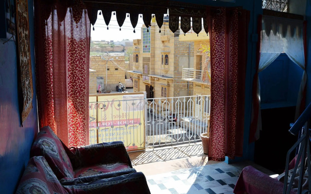 Monica Guesthouse & Safari