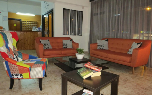 Carina Hotel Apartments