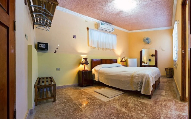 Jardin Benjamin TRINIDAD