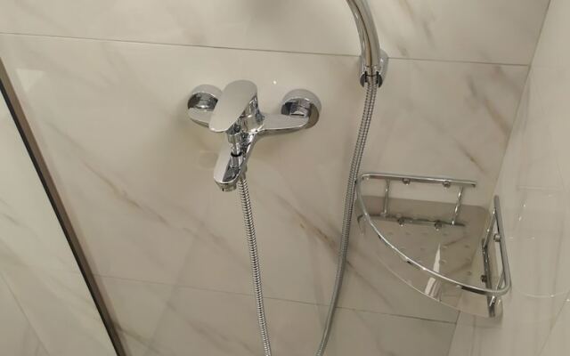 New Amaryllis Hotel