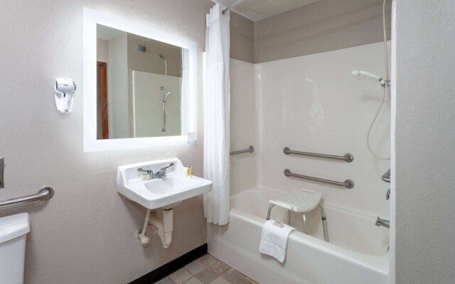 Days Inn Wooster