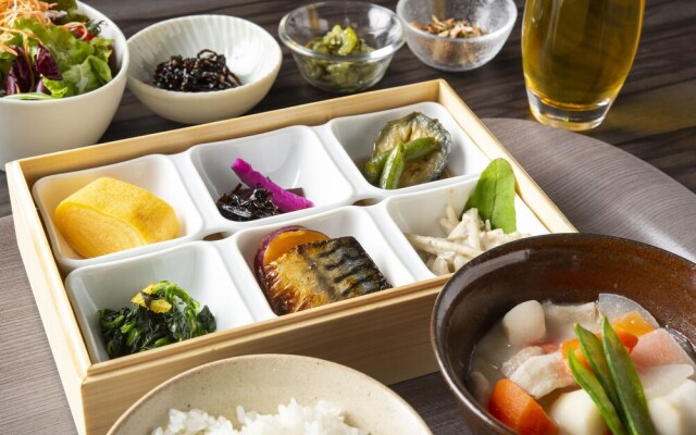 JR WEST GROUP VIA INN Iidabashi Korakuen