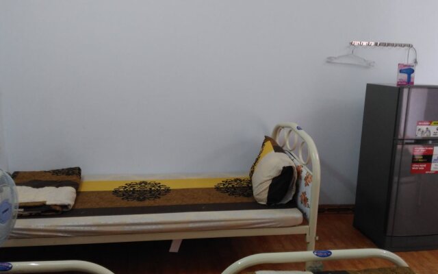 Pace's Homestay - Hostel