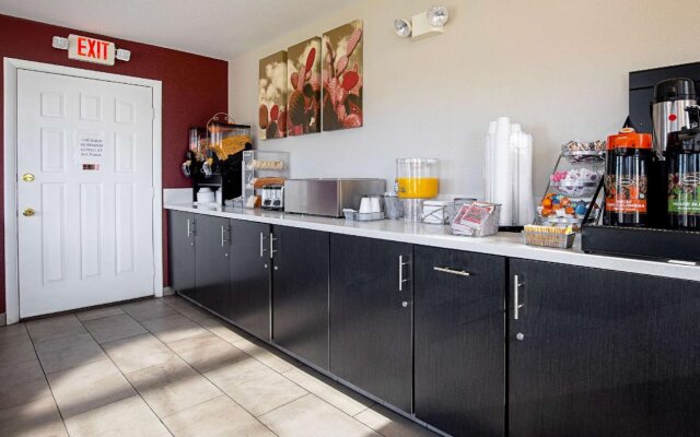 Baymont by Wyndham Kingman