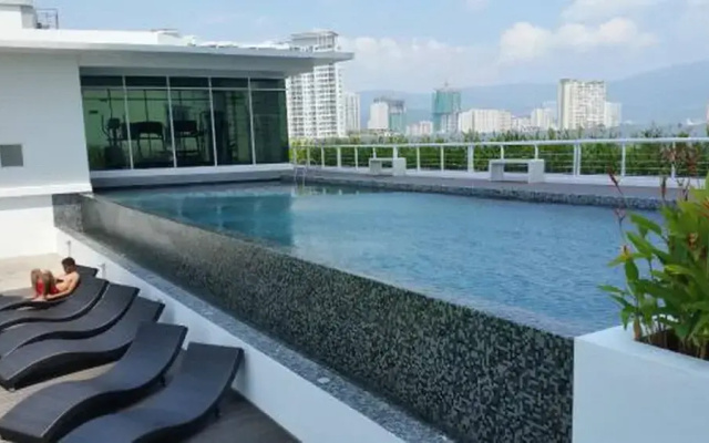 Urbano Luxury Homestay at Maritime