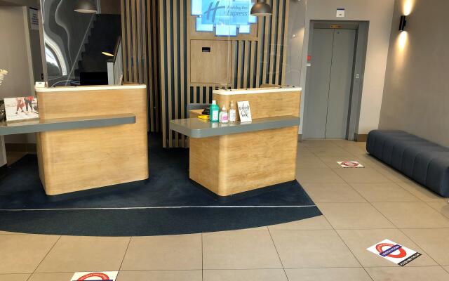 Holiday Inn Express London Victoria by IHG