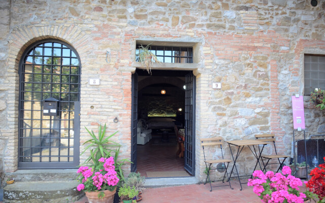 Casa Baronetta - A Cosy Apartment in a Medieval Village
