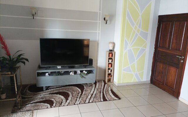 New Built 2-bed Apartment in Douala, Best District