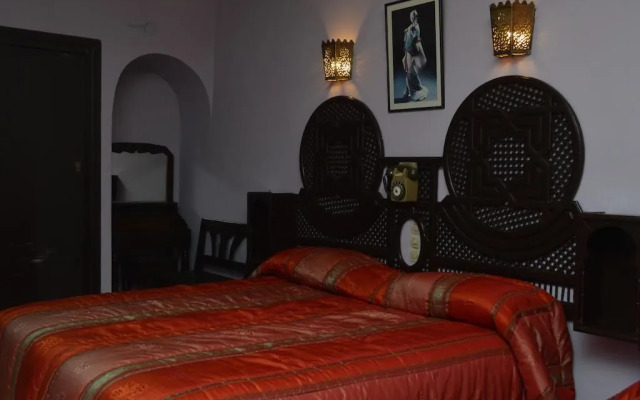Amalay Hotel