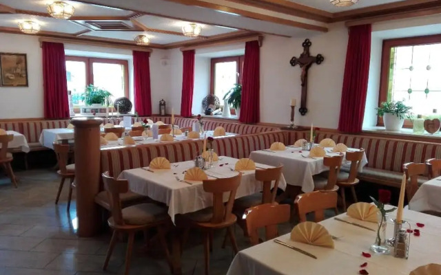 Bayerische Gastwirtschaft Dimpfl-Stadl