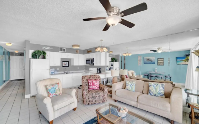 Seaside Beach & Racquet 3305