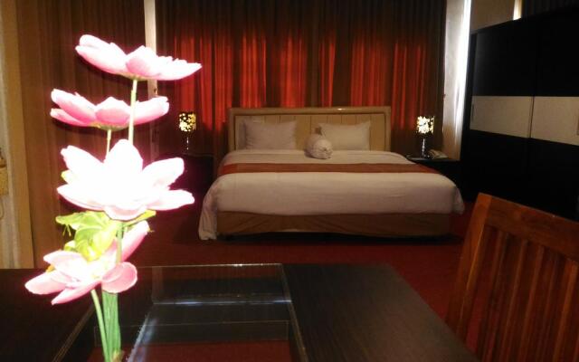 Grand Royal Taliwang