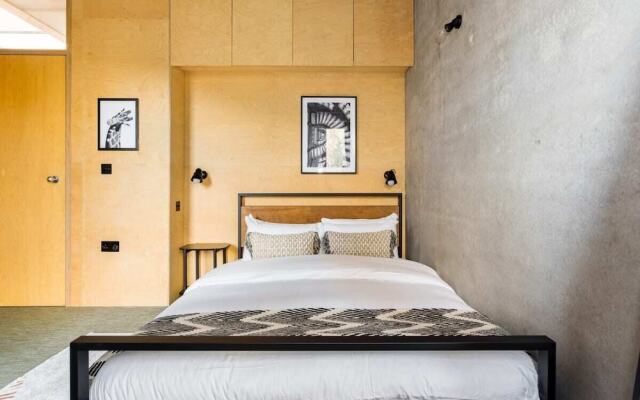 The Victoria Park Sanctuary - Stunning 2bdr Flat