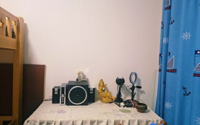 Xiaohai Bieyuan Homestay