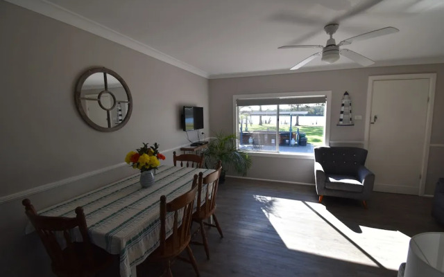 Laguna Lodge Holiday Units