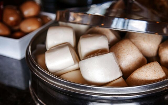 Best Western Plus Executive Inn