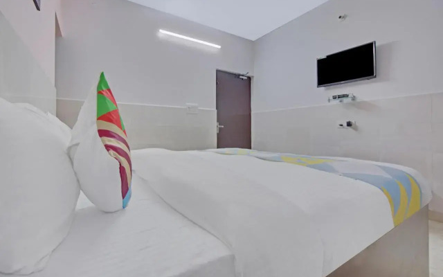 Oyo Home 78927 Elegant Studio Sarita Vihar