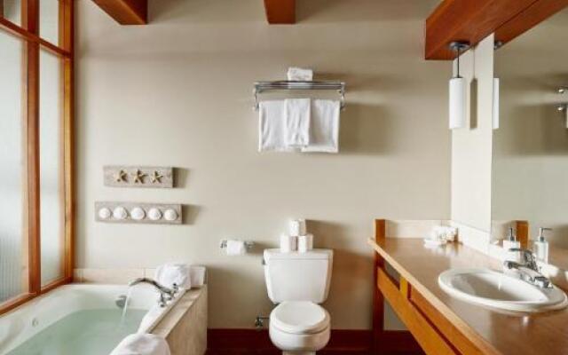 Whiskey Landing #211 Ocean's Edge by Natural Elements Vacation Rentals