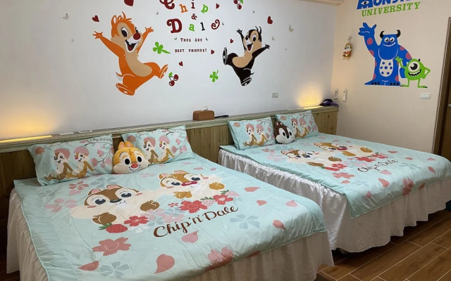 Holby No.8 Elevator Homestay