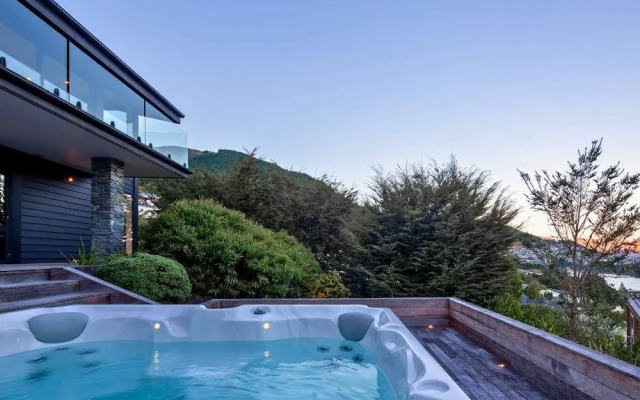 11 Aspen Grove
