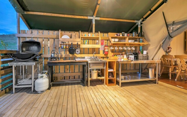 Luxury Under Canvas