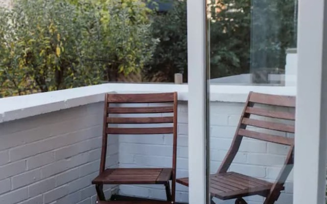 Stunning 1 Bedroom Flat in Amazing Location