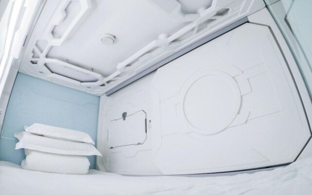 Modular Langkawi Capsule Hotel - Hostel