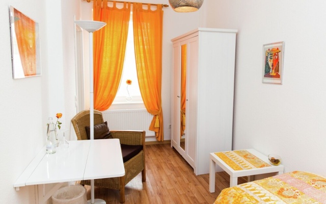 Amazing Holiday Home Directly on the Rhine With Roof Terrace and a Large Garden