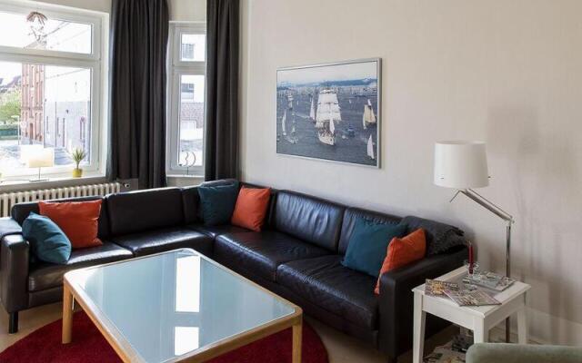 Stilvolle Altbauwohnung in zentraler Lage