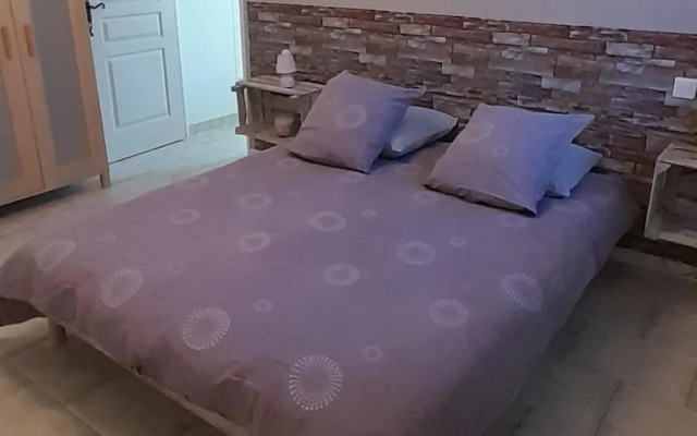 La Maison Pres de la Cascade.